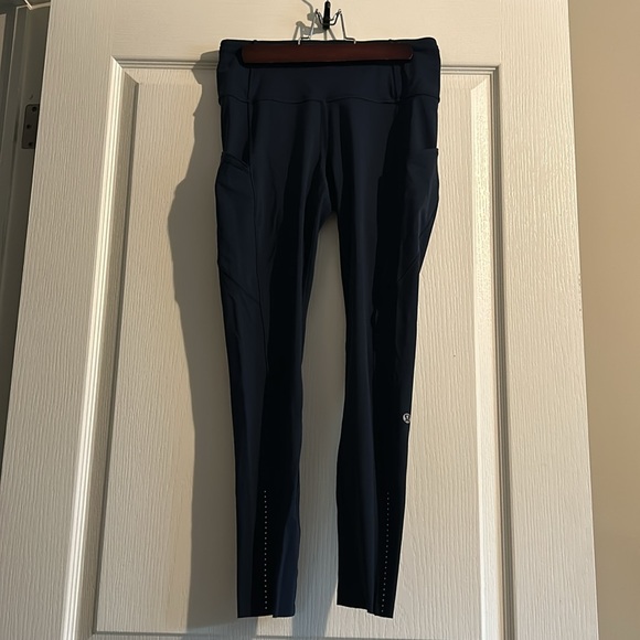 Lululemon Fast & Free 7/8 Tight II *Nulux 25" - Picture 3 of 4